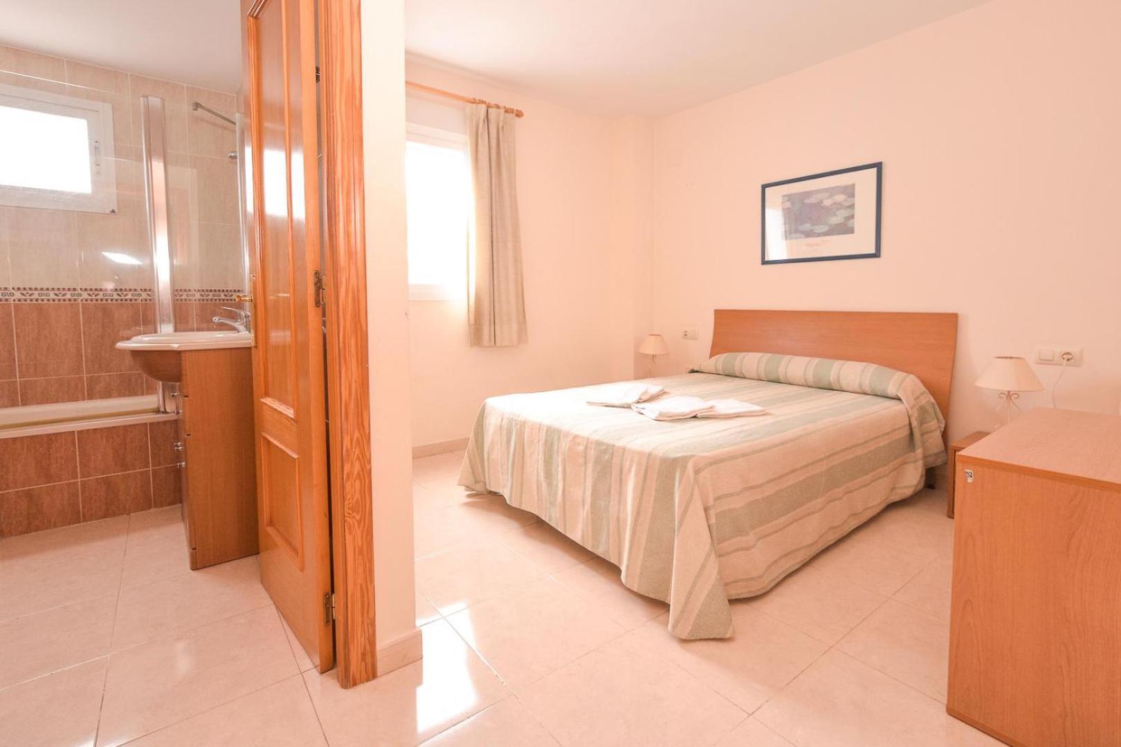 Apartamentos Marblau Peredamar-Julio Y Agosto Solo Familias ガンディア エクステリア 写真